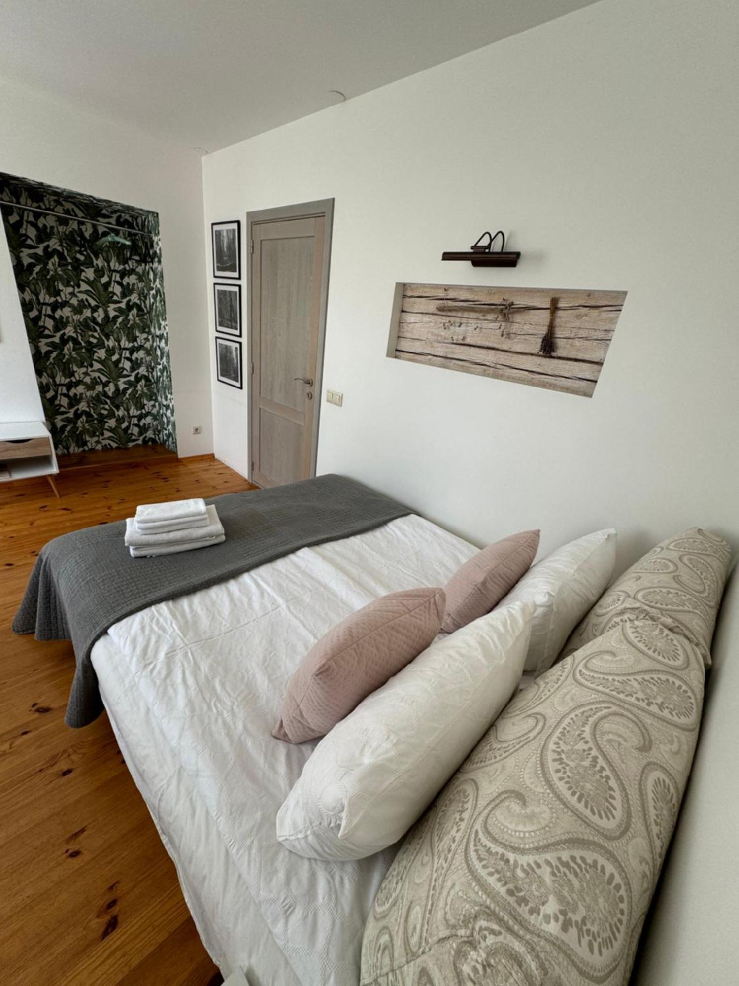 Guest House "8 Smilgos" Klaipeda Bagian luar foto